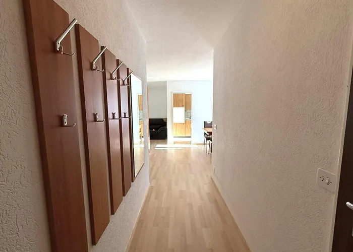 Royal 52 로이커바드