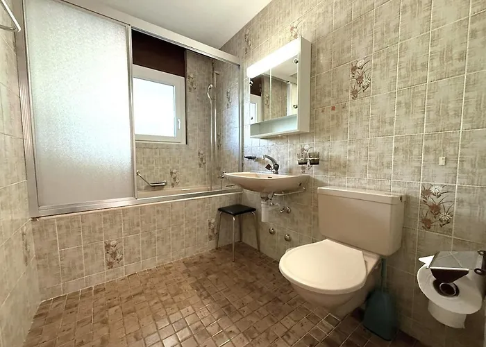 Royal 52 아파트 로이커바드