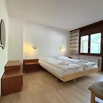 Royal 52 * Leukerbad